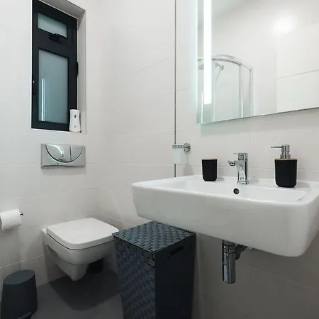 High End 2 Bedroom St Julians *