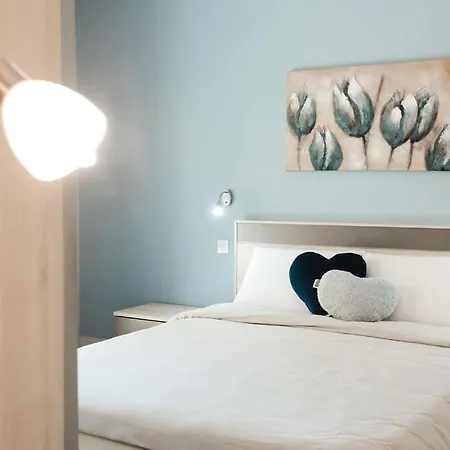 High End 2 Bedroom St Julians San Julián