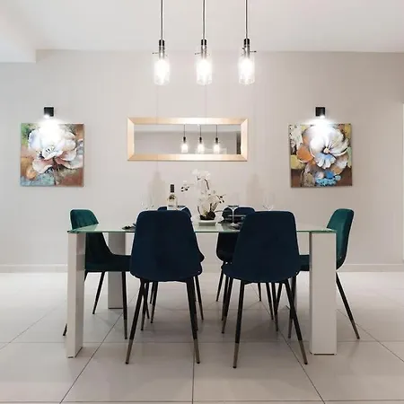 High End 2 Bedroom St Julians Apartment San Ġiljan