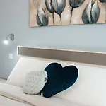 High End 2 Bedroom St Julians San Ġiljan